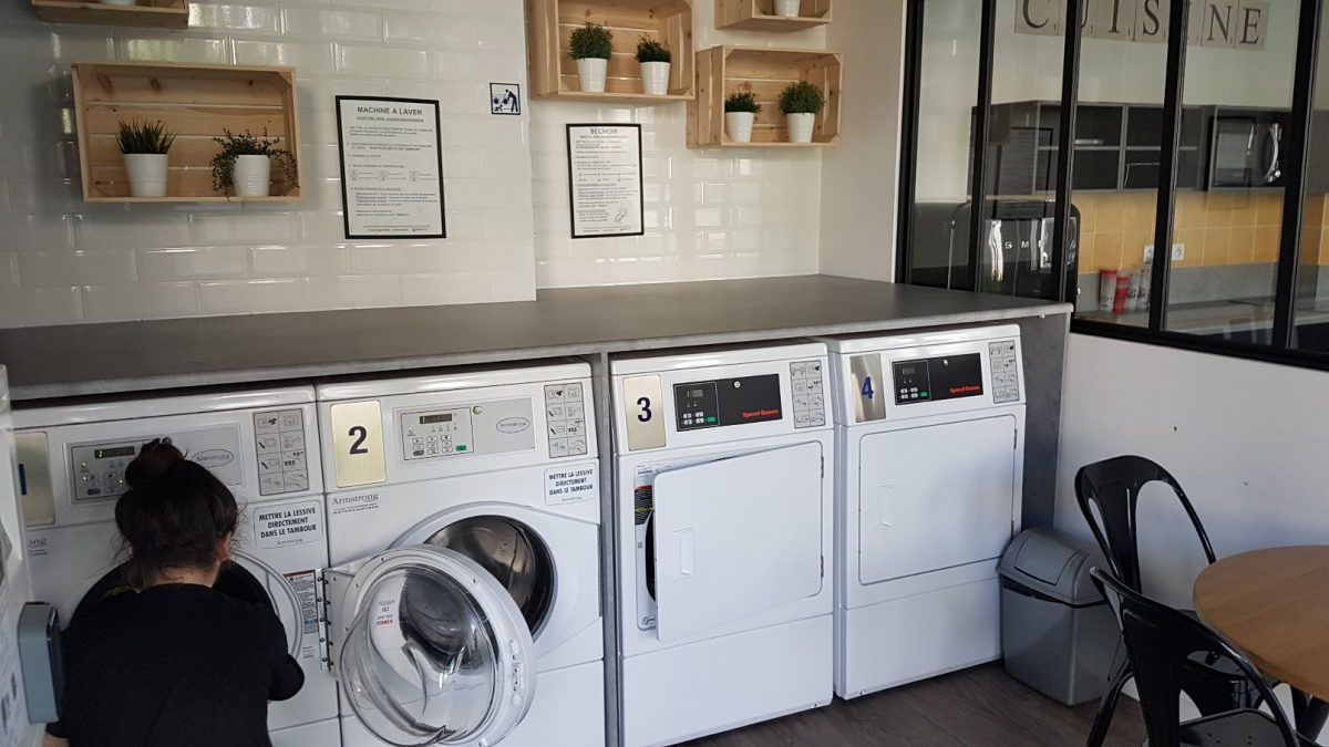 Laverie dans nouveau programme immobilier ou restauration - maître d'oeuvre : constructeurs et promoteurs - administration : gestionnaires et syndics